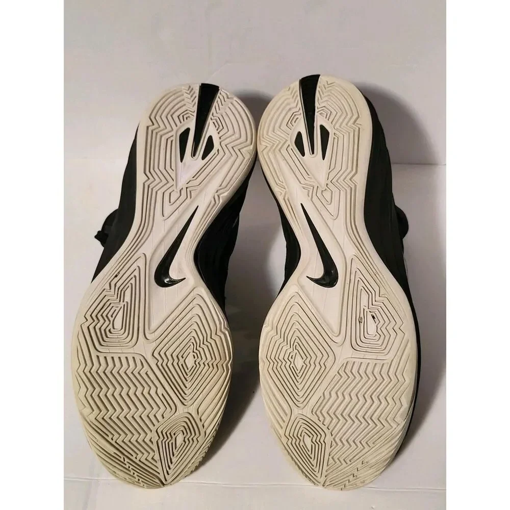 Nike Women's Black Trainers